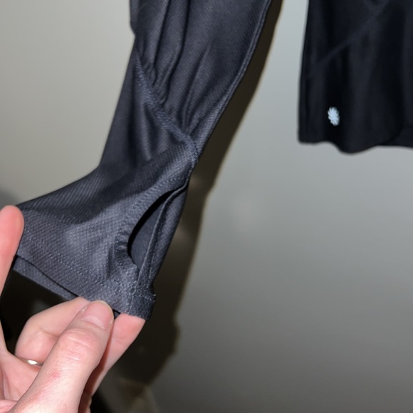 Athleta Long Sleeve Top - Picture 4 of 7